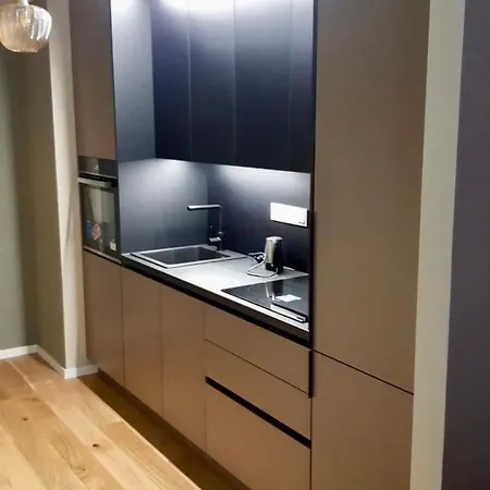 In G104 * Братислава